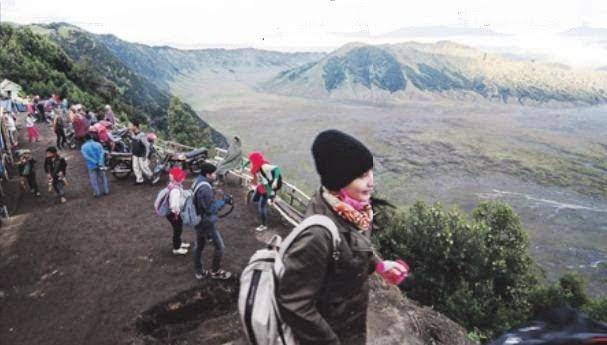 Kondom Berserakan di Puncak B29 Lumajang, MUI Desak Wisata Ditutup Bangsa Online Cepat Kondom Berserakan di Puncak B29 Lumajang, MUI Desak Wisata Ditutup Bangsa Online Cepat