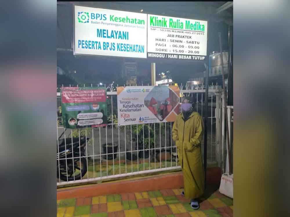 Petugas Klinik Rulia Medika, Aprilla Santi Nur Khasanah.