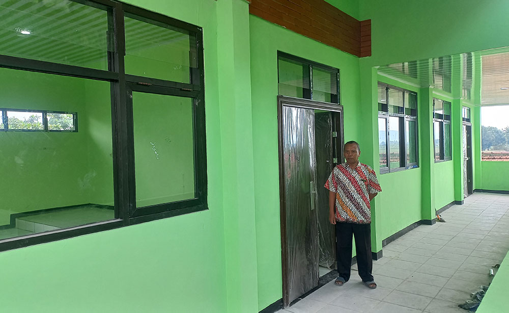 Pembangunan Ruang Kelas Baru SMPN 2 Ngoro Selesai Tepat Waktu