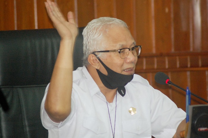 Moh. Husni Taher Hamid, Ketua Komisi I DPRD Trenggalek. foto: HERMAN/ BANGSAONLINE