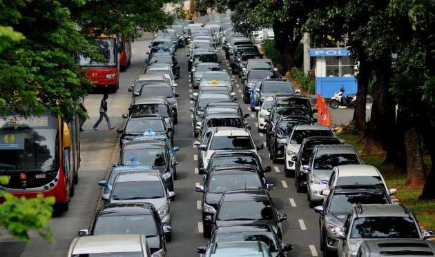 Hari Kedua Uji Coba Penghapusan 3 in 1, Lalin Jakarta Makin Semrawut