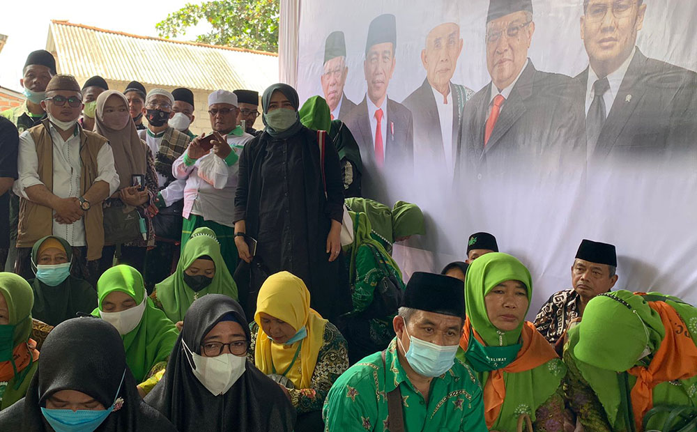Wakil Ketua DPRD Jatim, Anik Maslachah menghadiri pembukaan Muktamar NU ke-34 di Ponpes Darussa