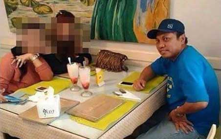 SANTAI - Foto pria persis Gayus di sebuah restoran di Jakarta, yang diunggah pengguna akun Facebook, Baskoro Endrawan, Senin (21/9). foto istimewa/detik.com
