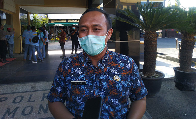 Manajer Persela Lamongan, Edy Yunan Ahmadi. (foto: TRIWIYOGA/ BANGSAONLINE)