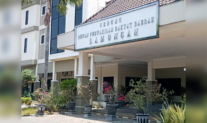 Kunker Lagi, Gedung DPRD Lamongan Sepi