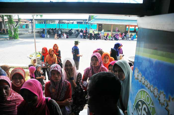 Para eks karyawan perusahaan rokok Sam Liok Kioe atau (369) Tobacco. 