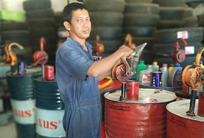 Harga oli curah tak lama lagi bakal melonjak. foto: Yuniardi Sutondo/bangsaonline.com