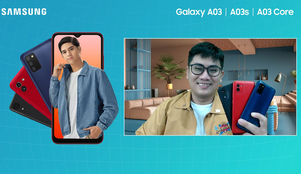 SEJUTAAN: MX Product Marketing Manager Samsung Electronics Indonesia Ricky Bunardi menunjukkan Galaxy A03 Series, Selasa (31/5/2022). foto: ist.