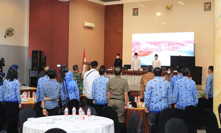 Wali kota Pasuruan H. Saifulloh Yusuf dan Wakil Wali Kota Pasuruan Adi Wibowo beserta Pejabat Kota Pasuruan menghadiri Pelaksanaan Musrenbang RKPD Tahun 2022. (foto: ARDIANZAH/BANGSAONLINE)