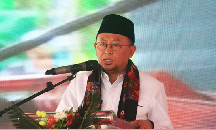 Bupati Sumenep, Dr. KH. A. Busyro Karim.