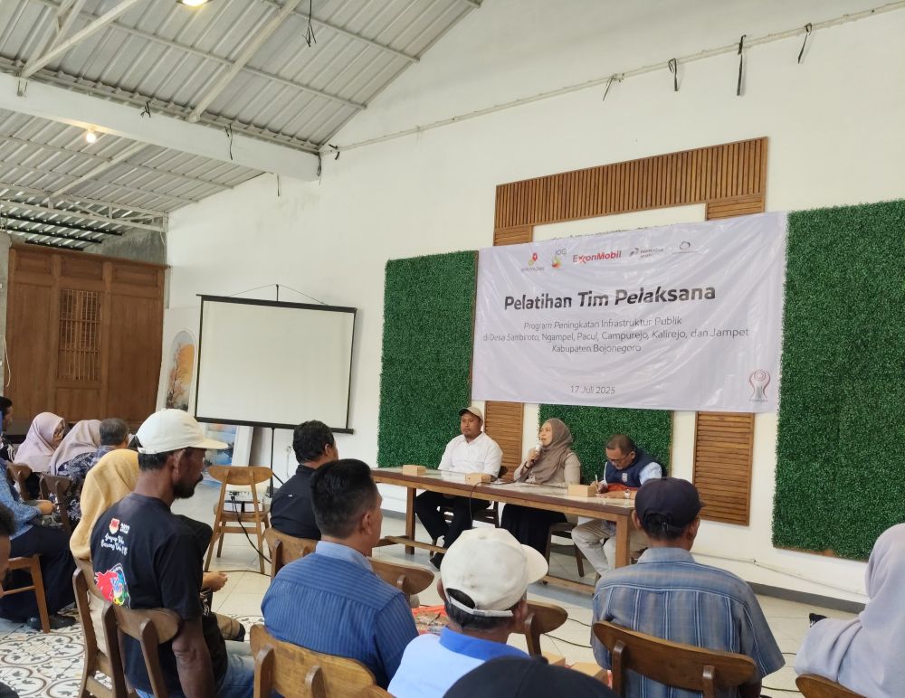 Kegiatan pelibatan dan pengembangan masyarakat dalam program pelatihan arsitek di Tuban.