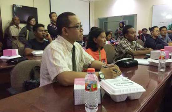 Pedagang Pasar Pacar Keling Wadul Dewan Keluhkan Tindakan Satpol PP yang Dinilai Sewenang-wenang