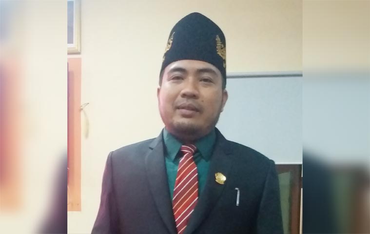 Hotib Marzuki, Wakil Ketua DPRD Bangkalan.