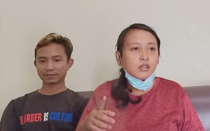 Tyas Sandi Anggraini bersama suami, Samsul Huda.