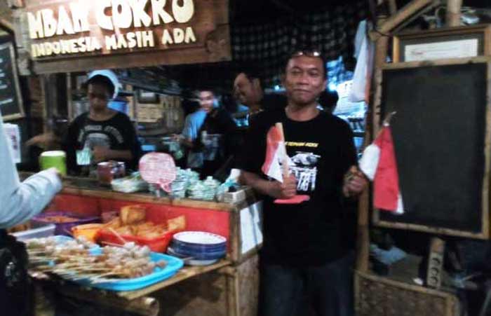 Zurqoni, pengidola HOS Cokroaminoto. foto: Renny/ BANGSAONLINE
