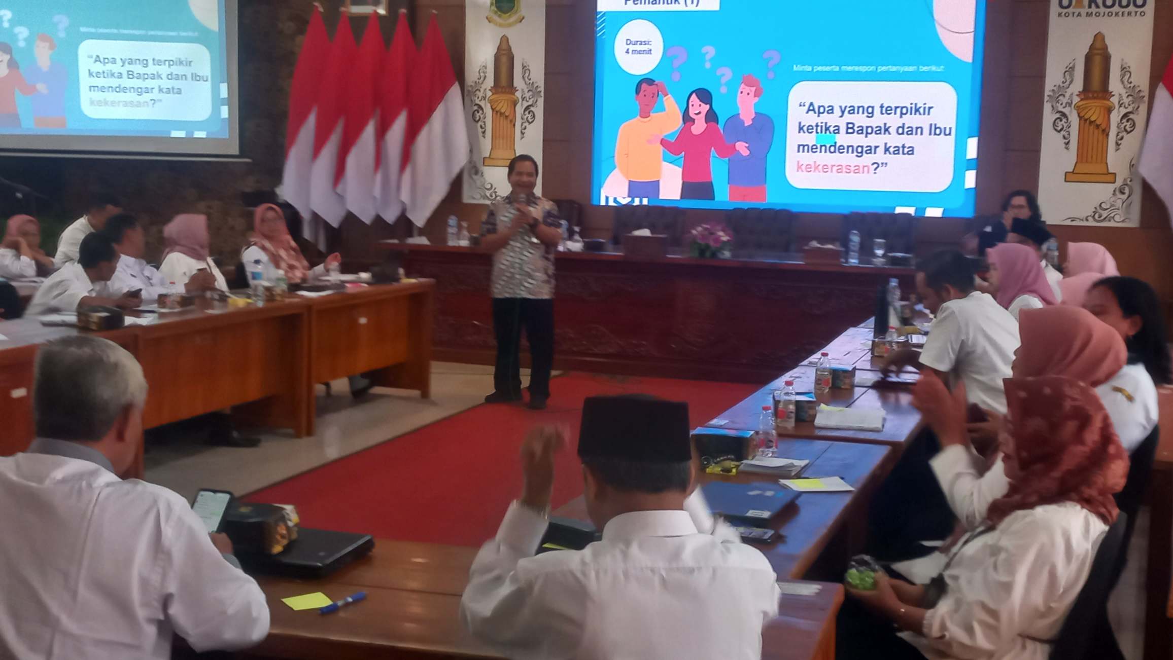 Narasumber saat memberikan pemaparan dalam pembinaan dan sosialisasi. (dok. Ist)