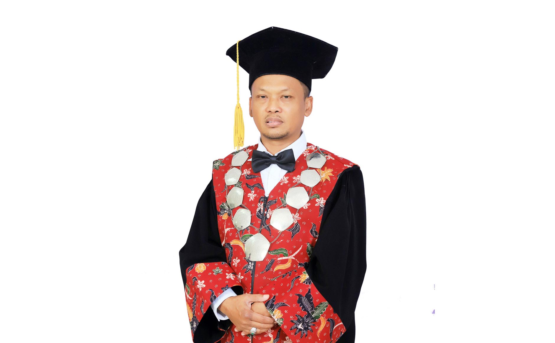 Dr. Safi Dilantik sebagai Rektor UTM Periode 2022-2026, ini Pesan Sekjen Kemendikbudristek