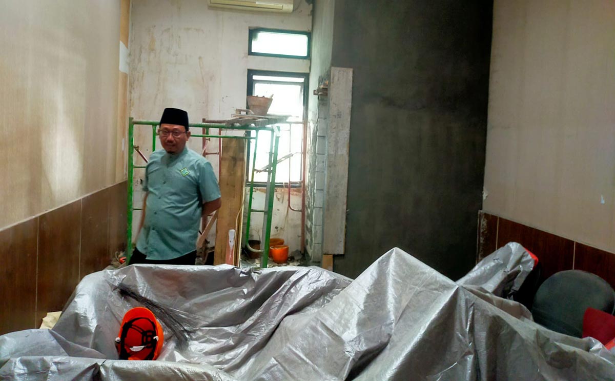 Mas Dion Pantau Pembangunan Area Kantor DPRD Pasuruan