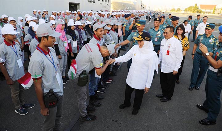 Gubernur Khofifah: MPLS untuk Perkuat Karakter Kebangsaan, Cinta Tanah Air & Bela Negara