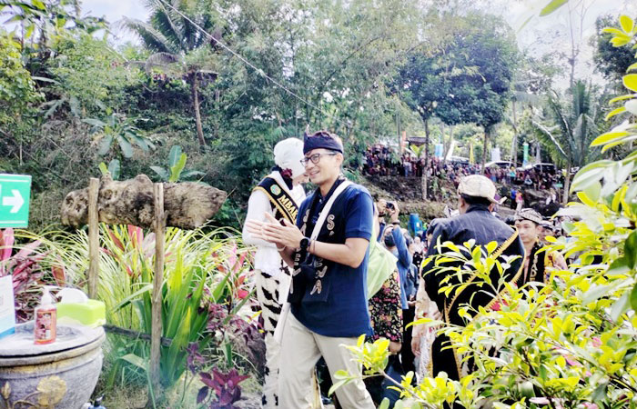 Sandiaga Uno saat meninjau Desa Wisata Watu Kandang, Trenggalek.