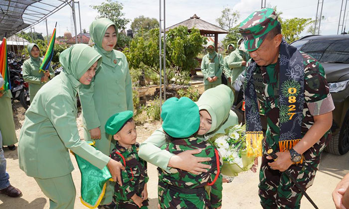 Danrem 084/BJ, Brigjen TNI Terry Tresna Purnama, saat kunjungan kerja di Sumenep.