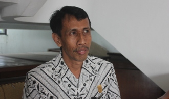 Sekretaris Partai Golkar, Rudi Harianto ketika ditemui di kantor Gedung DPRD Tuban. (Suwandi/BANGSAONLINE)
