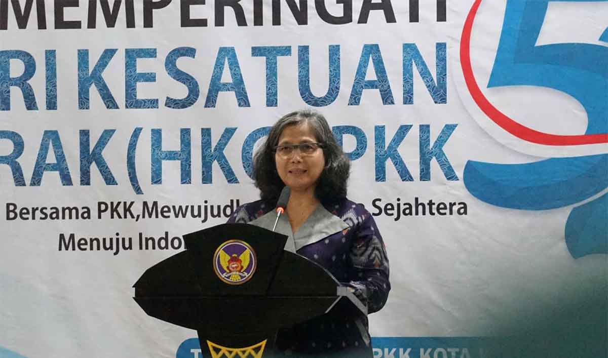 Pj Wali Kota Kediri, Zanariah, saat memberi sambutan. Foto: Ist