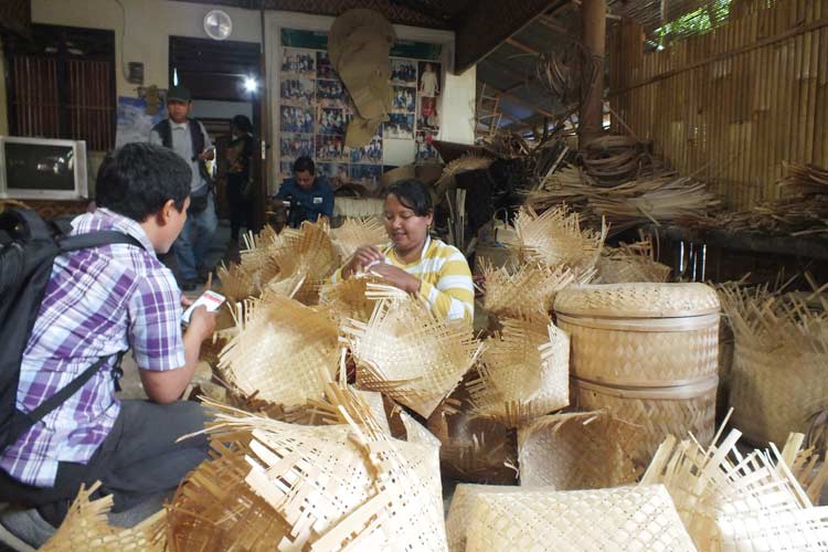  Bambu  Indah Trenggalek  Siap Penetrasi Pasar Eropa Bangsa 