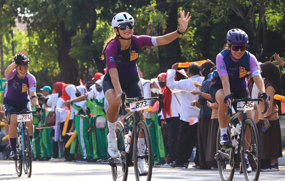 Sebanyak 1.200 peserta Kom Challenge 2022 tiba di Kota Pasuruan sebagai lokasi pit stop.