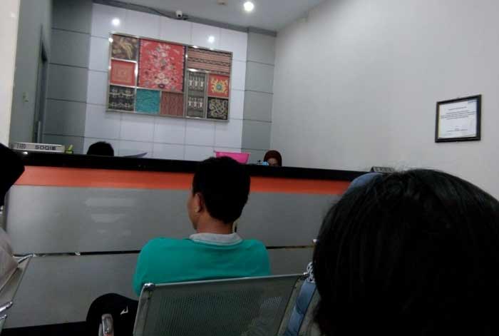 Ruang antrean BRI KCP Senori.