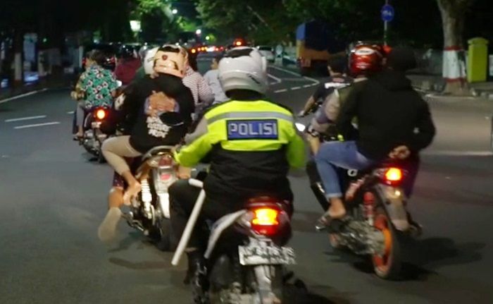 ​Abaikan Protokol Kesehatan, Puluhan Pemuda di Kota Blitar Digiring Polantas