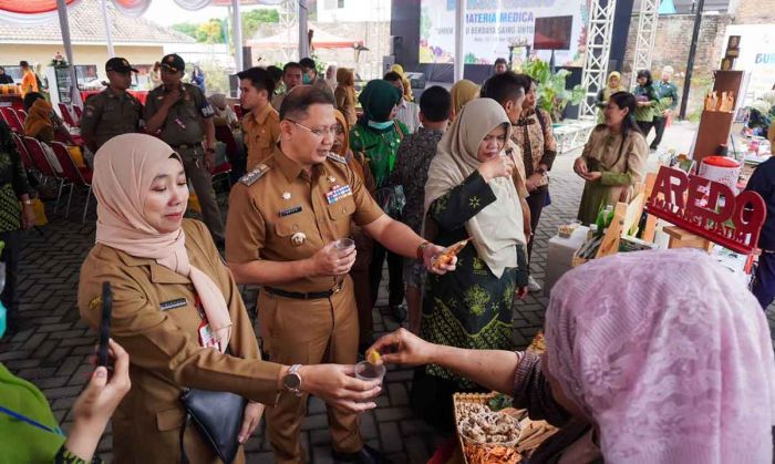Meriahnya Bursa Jamu Materia Medica Meriahnya Bursa Jamu Materia Medica