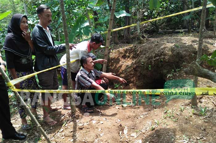 Warga Gandusari Blitar Temukan 3 Kg Koin Kuno Warga Gandusari Blitar Temukan 3 Kg Koin Kuno