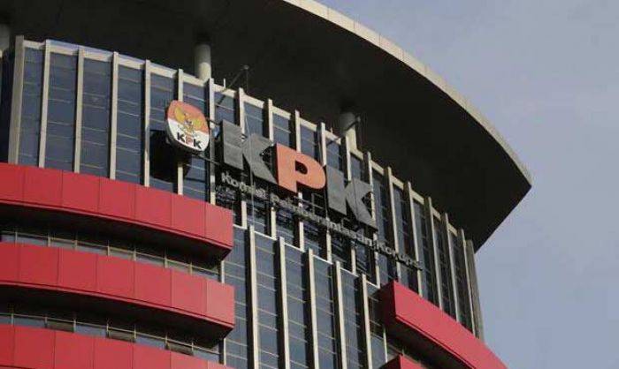 KPK Tangkap Tangan Dua Jaksa Kejati Jabar dan Satu Kepala Daerah di Subang KPK Tangkap Tangan Dua Jaksa Kejati Jabar dan Satu Kepala Daerah di Subang