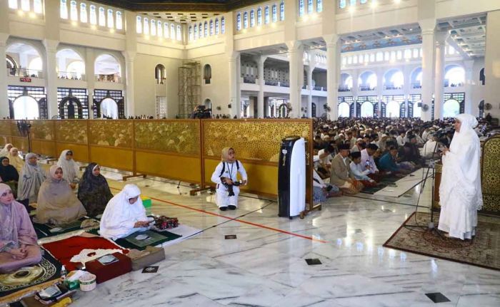 Gubernur Khofifah Bersyukur Suasana Idul Fitri 1444 H Berlangsung Kondusif Gubernur Khofifah Bersyukur Suasana Idul Fitri 1444 H Berlangsung Kondusif