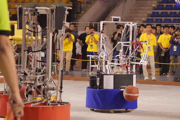Juara Pertama di KRAI 2025, Tim Robot ITS Akan Wakili Indonesia di Mongolia Juara Pertama di KRAI 2025, Tim Robot ITS Akan Wakili Indonesia di Mongolia