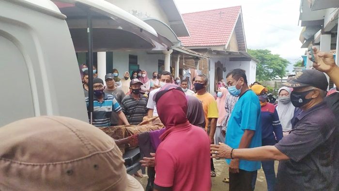 Depresi Bertahun-Tahun, Ibu Muda di Jombang Nekat Akhiri Hidup dengan Gantung Diri Depresi Bertahun-Tahun, Ibu Muda di Jombang Nekat Akhiri Hidup dengan Gantung Diri