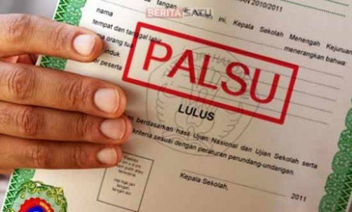 Dipanggil Polisi Terkait Ijazah Palsu, Anggota DPRD Lamongan Mangkir