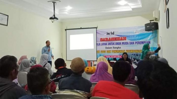 INFID Gelar Sarasehan Kerja Layak untuk Anak Muda dan Perempuan di Tuban INFID Gelar Sarasehan Kerja Layak untuk Anak Muda dan Perempuan di Tuban