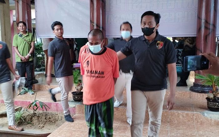 Satreskrim Polres Pamekasan Tangkap 2 Pembakar Truk Bermuatan Tembakau Satreskrim Polres Pamekasan Tangkap 2 Pembakar Truk Bermuatan Tembakau