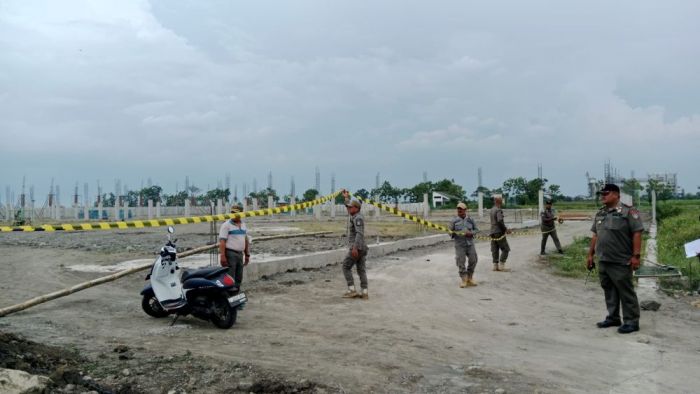 Belum Kantongi Izin, Pemkab Jombang Tutup Pembangunan Pabrik Koper dan Plastik
