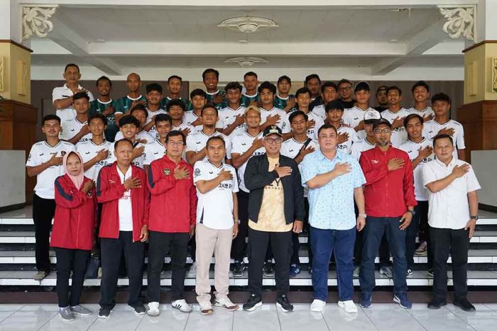 Wawali Kediri Resmi Lepas Tim Inter untuk Tanding di Babak 32 Besar Liga 4 Piala Gubernur Jawa Timur