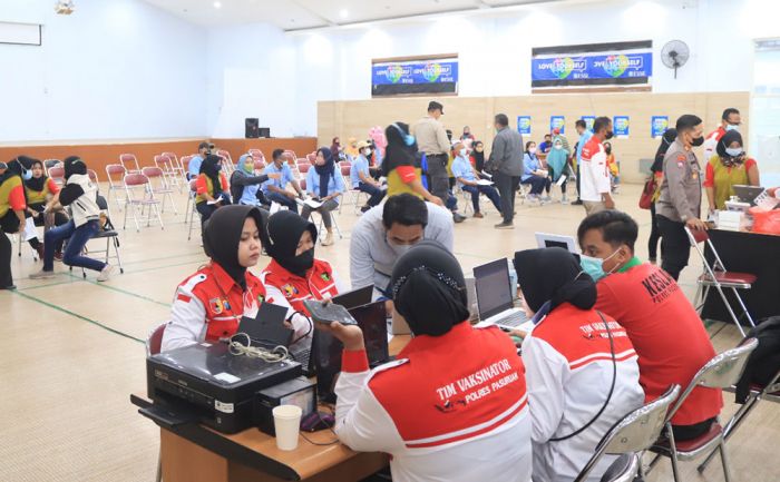 Genjot Vaksinasi Booster, Polres Pasuruan Gandeng Karyawan Perusahaan Genjot Vaksinasi Booster, Polres Pasuruan Gandeng Karyawan Perusahaan