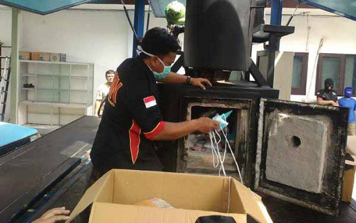 BNNP Jatim Musnahkan 27 Kg BB Narkoba Senilai Rp 6 M BNNP Jatim Musnahkan 27 Kg BB Narkoba Senilai Rp 6 M
