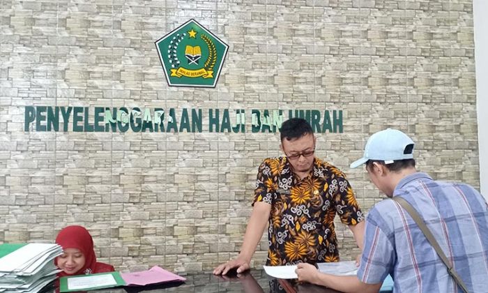 Sempat Tertunda Karena Corona, Jamaah Umroh Blitar Bisa Kembali Berangkat ke Tanah Suci Sempat Tertunda Karena Corona, Jamaah Umroh Blitar Bisa Kembali Berangkat ke Tanah Suci