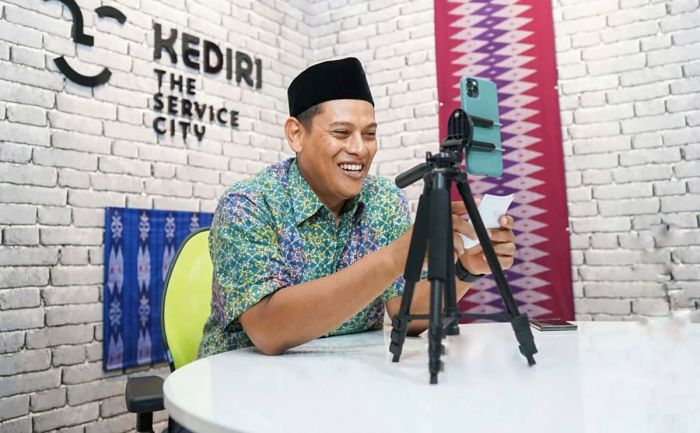 Wali Kota Kediri Ajak Pemuda untuk Terus Berjuang dan Berkarya Wali Kota Kediri Ajak Pemuda untuk Terus Berjuang dan Berkarya