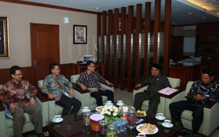 BI Mulai Lirik Lamongan untuk Kerja Sama BI Mulai Lirik Lamongan untuk Kerja Sama