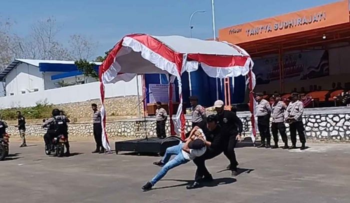 Serunya Simulasi Sispamkota Pemilu 2024 di Pamekasan Serunya Simulasi Sispamkota Pemilu 2024 di Pamekasan