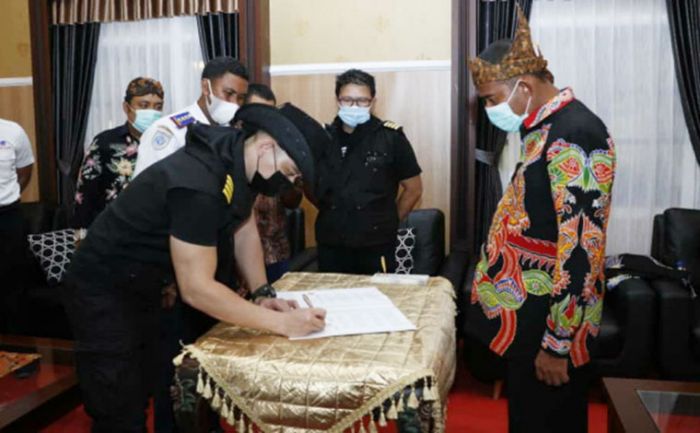 Tambah Penerbangan ke Kepulauan, Pemkab Sumenep Teken MoU dengan PT. SAC