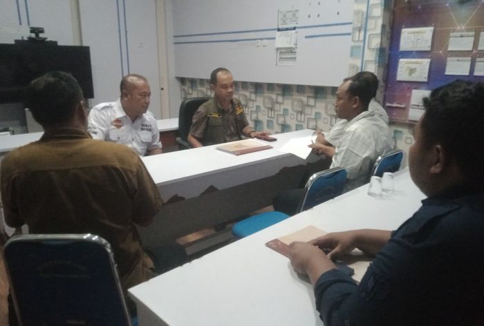 Bawaslu Limpahkan Berkas Dugaan Money Politic ke Polres Probolinggo Kota Bawaslu Limpahkan Berkas Dugaan Money Politic ke Polres Probolinggo Kota